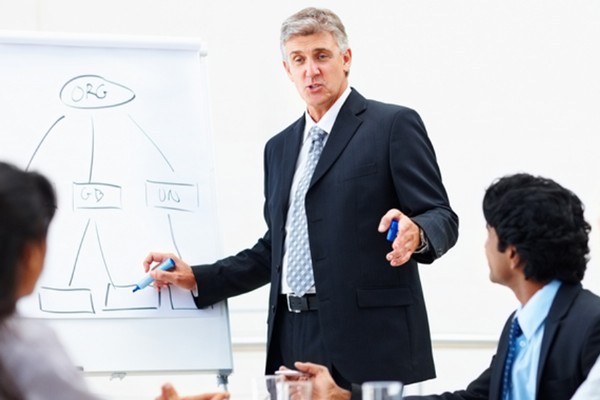 Huấn luyện nhân viên nâng cao hiệu suất - P1: Người quản lý là người thầy