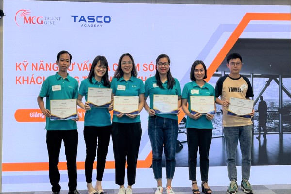 Chương trình “Kỹ năng tư vấn và chăm sóc khách hàng tại phòng khám” dành cho Tasco